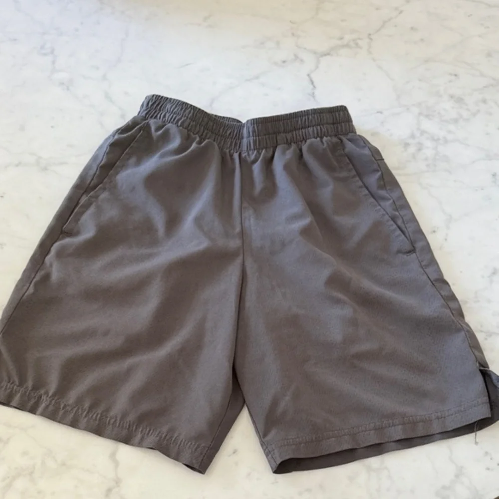 Champion Boys Athletic Shorts Size 6 Gray Performance Gym Active Kids